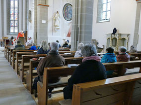 Karfreitgasliturgie und Karfreitagsprozession in Naumburg (Foto: Karl-Franz Thiede)